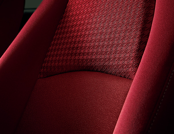 デミオ新型,内装,Noble Crimsonシート
